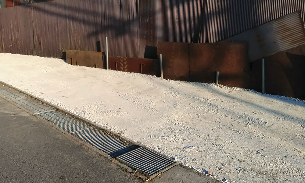 屋内練習場 駐車場